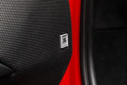 Photo 14 Ferrari 296 gts  3.0 Turbo V6 Hybride 830 ch