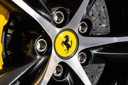 Photo 9 Ferrari 296 gts  3.0 Turbo V6 Hybride 830 ch