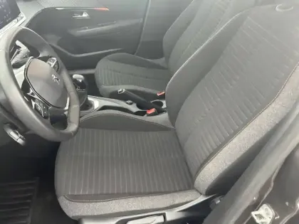 Photo 50 Peugeot 208  PureTech 75 S&S BVM5