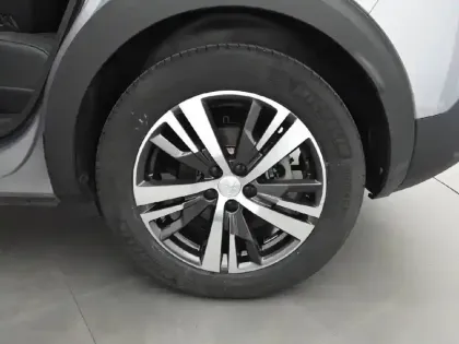 Photo 12 Peugeot 3008  Hybrid 225 e-EAT8