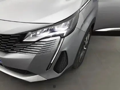 Photo 15 Peugeot 3008  Hybrid 225 e-EAT8