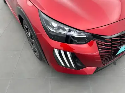 Photo 15 Peugeot 208  PureTech 100 S&S BVM6