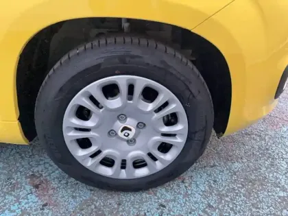 Photo 23 Fiat Panda  1.0 70 ch Hybrid BSG S/S