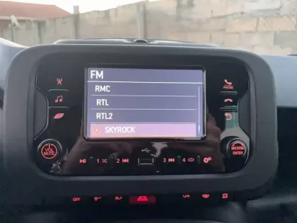 Photo 5 Fiat Panda  1.0 70 ch Hybrid BSG S/S