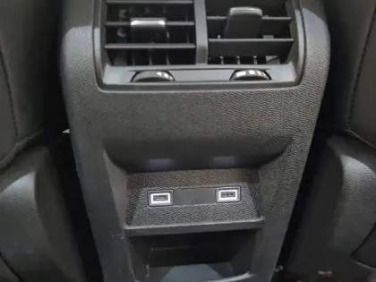 Photo 51 Peugeot 408  PHEV 180 e-EAT8