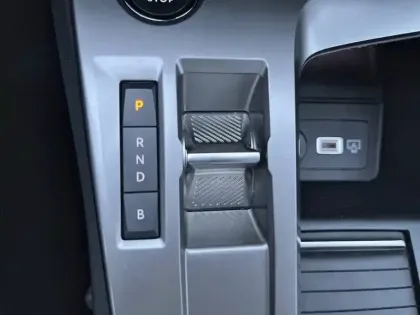 Photo 13 Peugeot 408  PHEV 180 e-EAT8