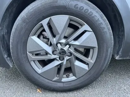 Photo 12 Peugeot 408  PHEV 180 e-EAT8