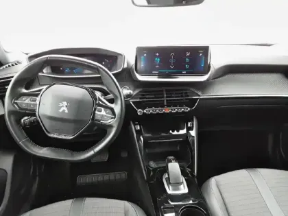 Photo 7 Peugeot 2008  Moteur électrique 136 ch