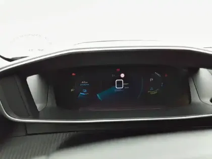 Photo 9 Peugeot 2008  Moteur électrique 136 ch