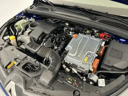 Photo 22 Renault Clio  E-Tech full hybrid 145