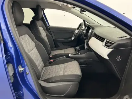 Photo 11 Renault Clio  E-Tech full hybrid 145