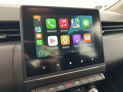 Photo 23 Renault Clio  E-Tech hybride 145