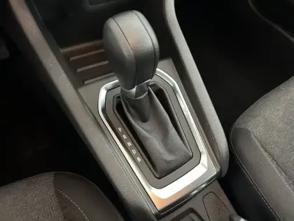 Photo 14 Renault Clio  E-Tech hybride 145