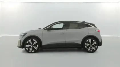 Photo 1 Renault Megane  E-Tech EV60 220 ch super charge