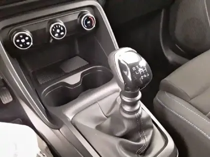 Photo 13 Citroën C3  Turbo 100 ch BVM6