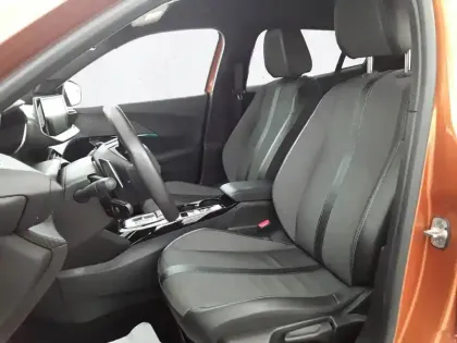 Photo 10 Peugeot 2008  BlueHDi 130 S&S EAT8