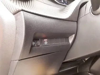 Photo 23 Peugeot 2008  BlueHDi 130 S&S EAT8