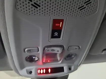 Photo 24 Peugeot 208 Gén. II Ph2 Style 5