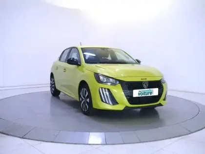 Photo 33 Peugeot 208  Hybrid 100 e-DCS6