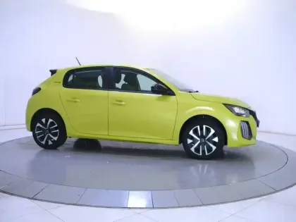 Photo 34 Peugeot 208  Hybrid 100 e-DCS6