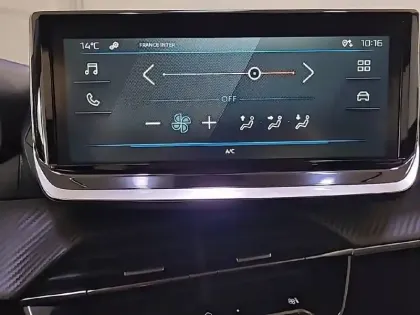 Photo 50 Peugeot 208  Hybrid 100 e-DCS6