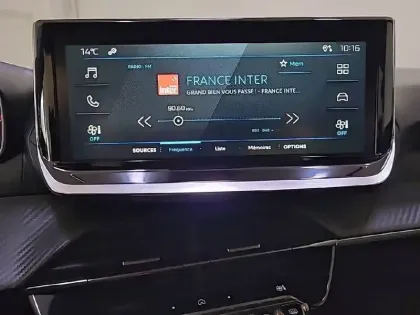 Photo 49 Peugeot 208  Hybrid 100 e-DCS6