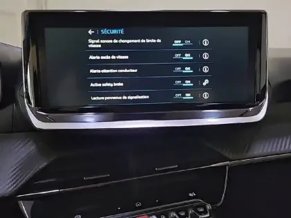 Photo 21 Peugeot 208 Gén. II Ph2 Style 5