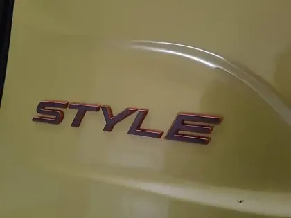 Photo 61 Peugeot 208  Hybrid 100 e-DCS6