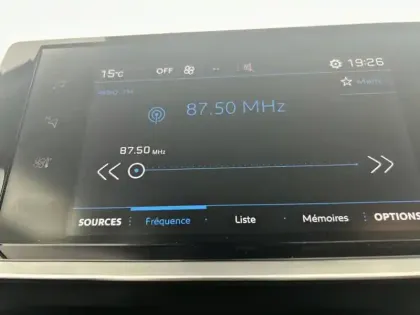 Photo 19 Peugeot 2008  PureTech 100 S&S BVM6