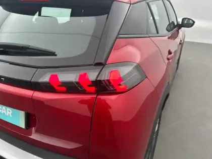 Photo 16 Peugeot 2008  PureTech 100 S&S BVM6