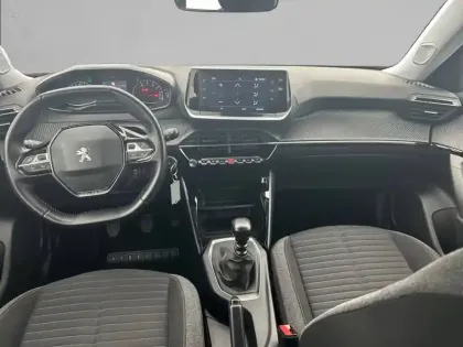 Photo 7 Peugeot 2008  PureTech 100 S&S BVM6