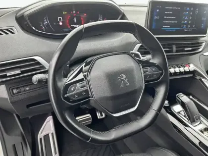 Photo 31 Peugeot 3008  BlueHDi 130ch S&S EAT8