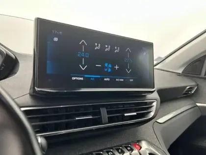 Photo 43 Peugeot 3008  BlueHDi 130ch S&S EAT8