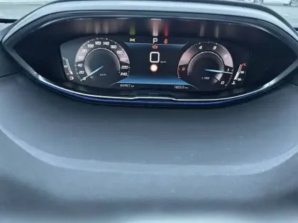 Photo 9 Peugeot 3008  BlueHDi 130ch S&S EAT8