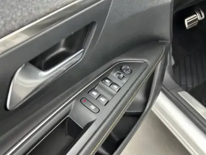 Photo 40 Peugeot 3008  BlueHDi 130ch S&S EAT8