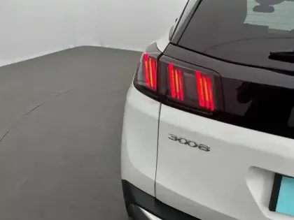 Photo 39 Peugeot 3008  BlueHDi 130ch S&S EAT8