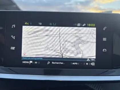 Photo 19 Peugeot 208  Electrique 50 kWh 136ch