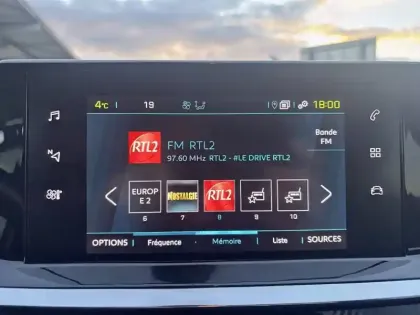 Photo 18 Peugeot 208  Electrique 50 kWh 136ch