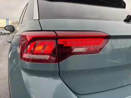 Photo 17 Volkswagen T-roc  1.0 TSI 116 Start/Stop BVM6