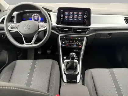 Photo 14 Volkswagen T-roc  1.0 TSI 116 Start/Stop BVM6