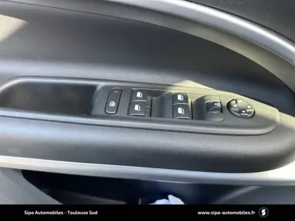 Photo 69 Jeep Avenger  115 kW 4x2