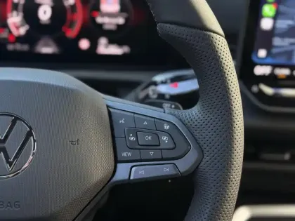 Photo 25 Volkswagen T-roc  1.5 eTSI EVO2 Hybrid 150 ch DSG7