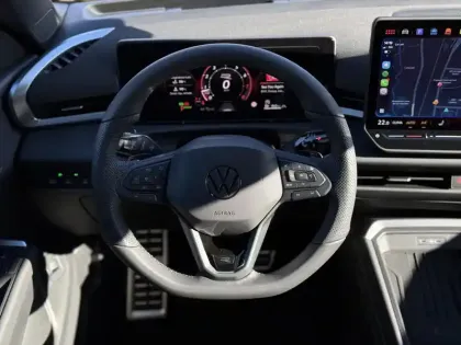 Photo 22 Volkswagen T-roc  1.5 eTSI EVO2 Hybrid 150 ch DSG7