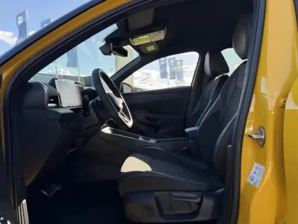 Photo 15 Volkswagen T-roc  1.5 eTSI EVO2 Hybrid 150 ch DSG7