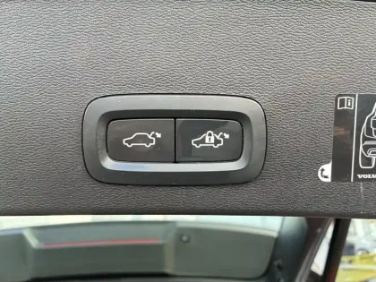 Photo 8 Volvo Xc40  T5 Recharge 180+82 ch DCT7