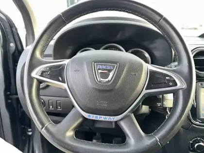 Photo 15 Dacia Lodgy  TCe 115 7 places
