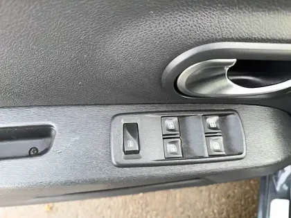 Photo 8 Dacia Lodgy  TCe 115 7 places