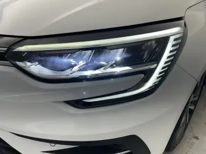 Photo 32 Renault Megane  IV Estate Blue dCi 115 EDC