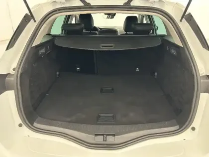 Photo 30 Renault Megane  IV Estate Blue dCi 115 EDC