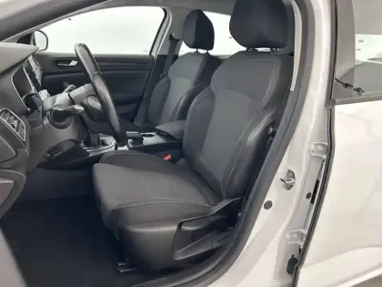 Photo 8 Renault Megane  IV SOCIETE BLUE DCI 95